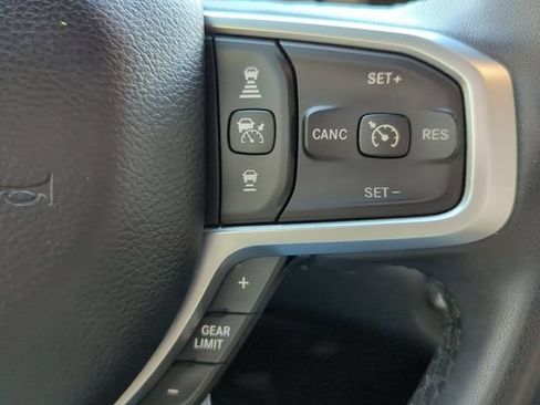 Used 2025 RAM 1500 Big Horn AWD/4WD image 14