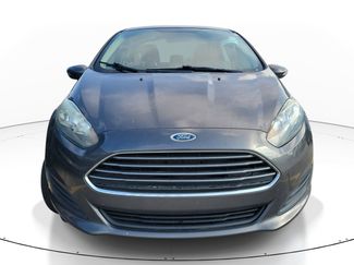 Used 2016 Ford Fiesta SE FWD video 2