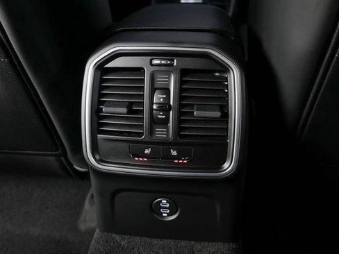 New 2026 Porsche Macan S AWD/4WD image 25