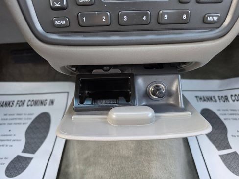 Used 2000 Cadillac De Ville FWD image 20
