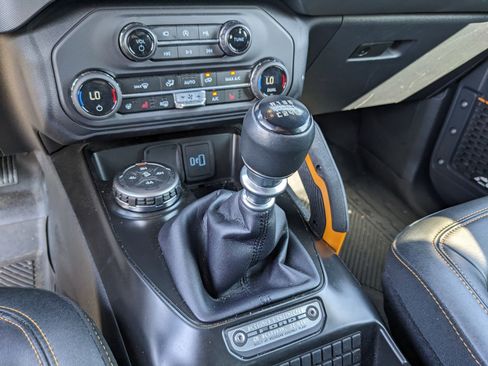 Certified 2024 Ford Bronco Badlands image 26