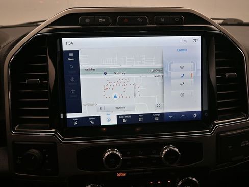 Certified 2022 Ford F250 Lariat w/ Tremor Off-Road Package image 4