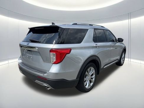 Used 2023 Ford Explorer Limited w/ Equipment Group 301A RWD image 5