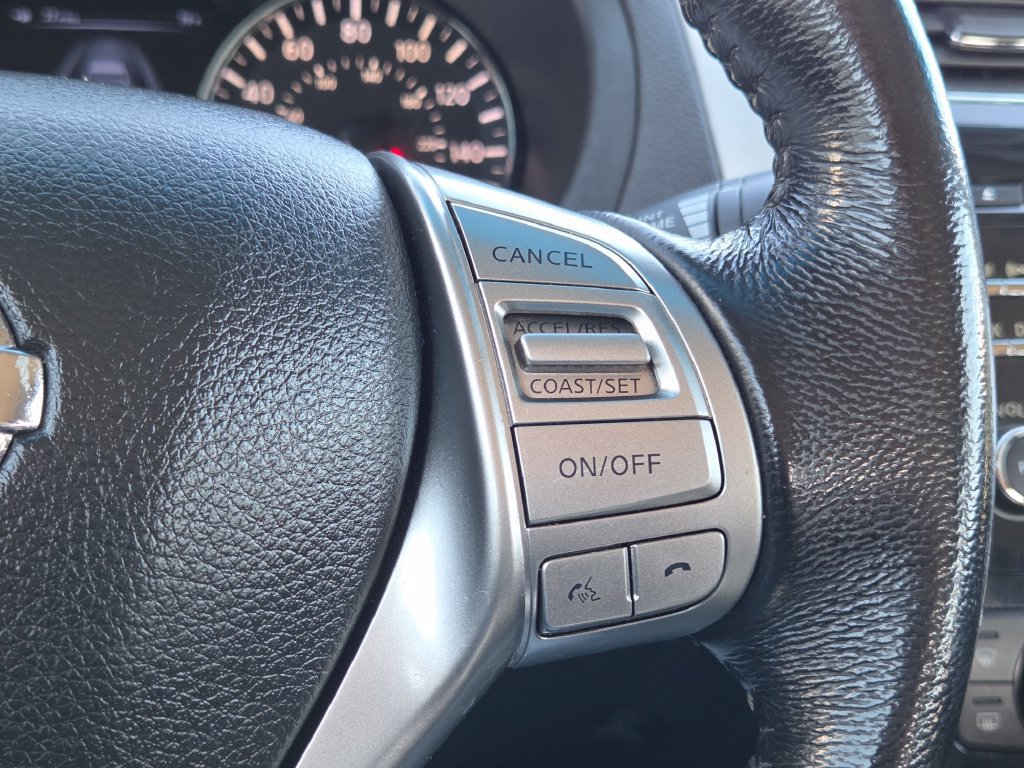 Used 2013 Nissan Altima 2.5 SV FWD image 13