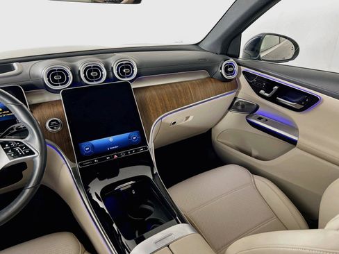 Certified 2023 Mercedes-Benz GLC 300 4MATIC image 25