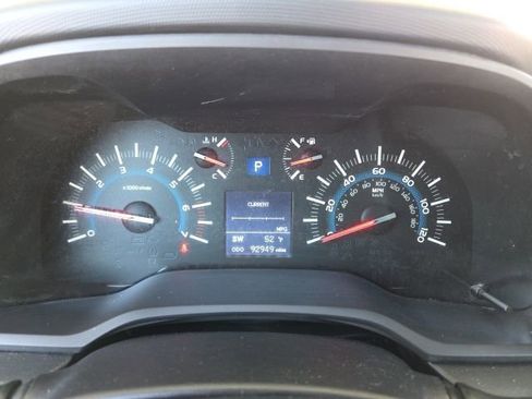 Used 2015 Toyota 4Runner Limited image 18