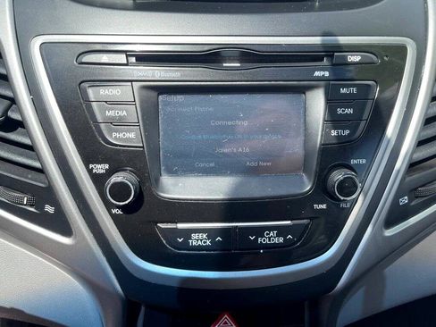 Used 2016 Hyundai Elantra SE w/ Option Group 02 image 28