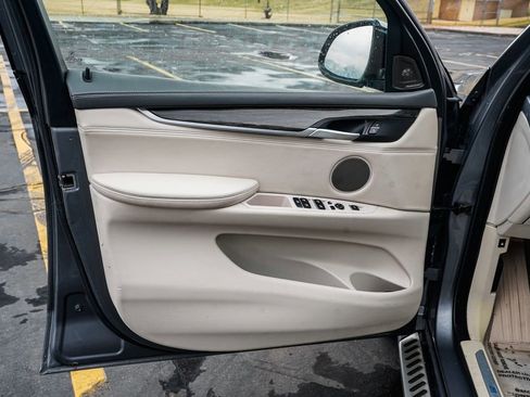Used 2016 BMW X5 xDrive40e image 9