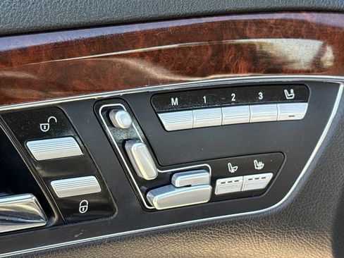 Used 2013 Mercedes-Benz S 550 image 22