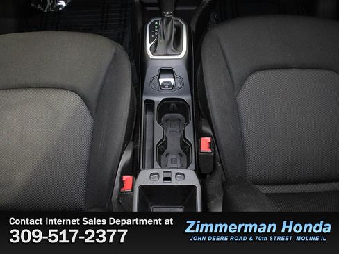 Used 2019 Jeep Renegade Sport image 17