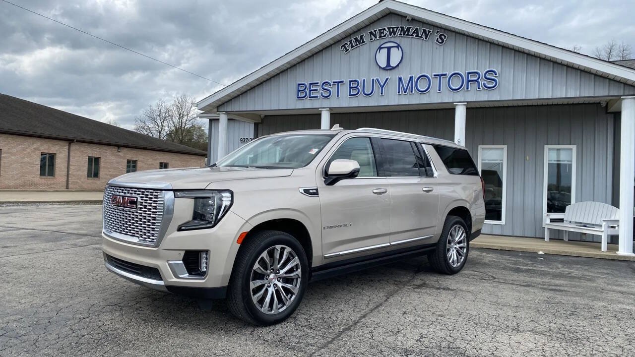 Used 2021 GMC Yukon XL Denali w/ Denali Premium Package AWD/4WD image 2