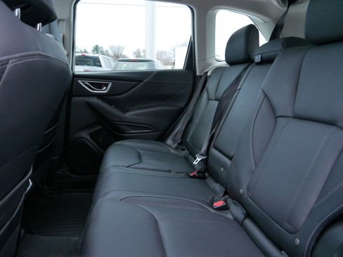 Used 2020 Subaru Forester Touring w/ Popular Package #2 image 7