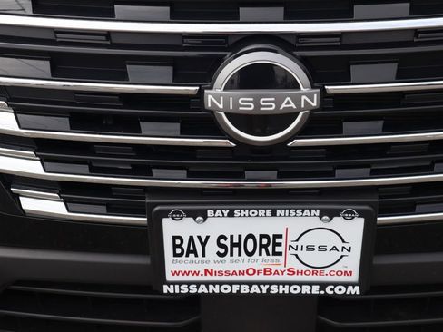 Certified 2025 Nissan Rogue SV AWD/4WD image 32