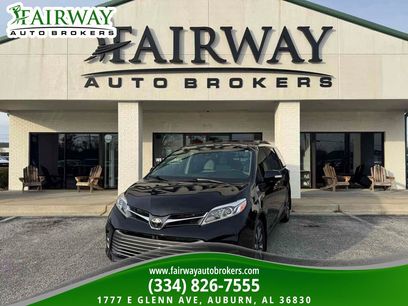 Used 2020 Toyota Sienna Limited Premium w/ Carpet Mat Package