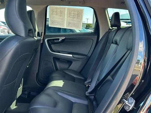 Used 2015 Volvo XC60 T5 Platinum w/ Protection Package FWD image 15