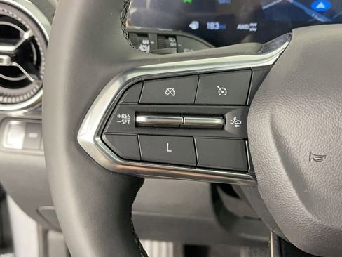 New 2025 Chevrolet Equinox ACTIV image 27