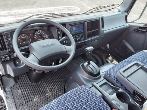 New 2025 Chevrolet Low Cab Forward 5500XG RWD image 8