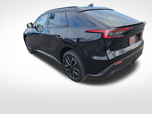 New 2026 Subaru Solterra Premium image 5