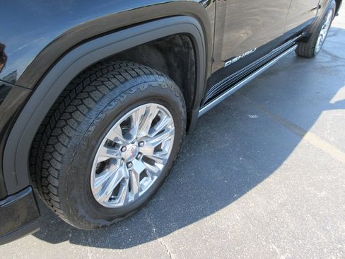 Certified 2023 GMC Sierra 1500 Denali AWD/4WD image 15