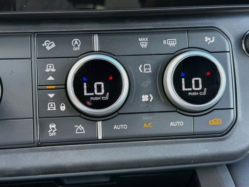 New 2026 Land Rover Defender 110 S AWD/4WD image 34