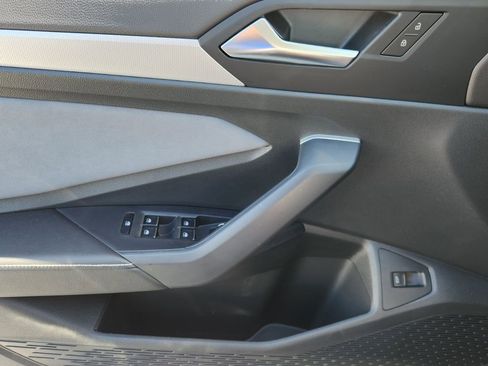 New 2026 Volkswagen Jetta SE image 12