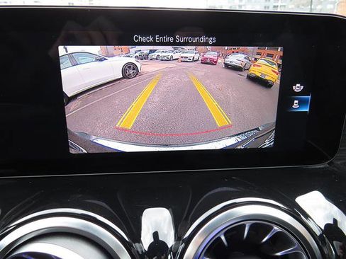 Certified 2023 Mercedes-Benz GLB 250 4MATIC image 15