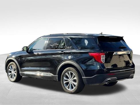 Used 2023 Ford Explorer Limited w/ Equipment Group 301A image 10