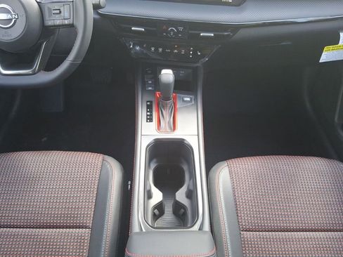 New 2026 Nissan Kicks SR w/ Cold Weather Package AWD/4WD image 14