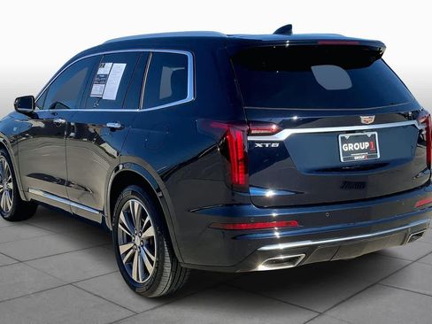 Used 2021 Cadillac XT6 Premium Luxury image 24