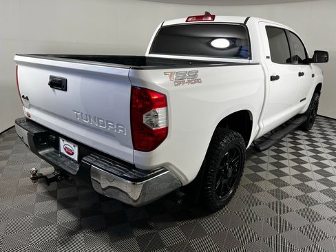Used 2021 Toyota Tundra SR5 w/ SR5 Upgrade Package AWD/4WD image 5