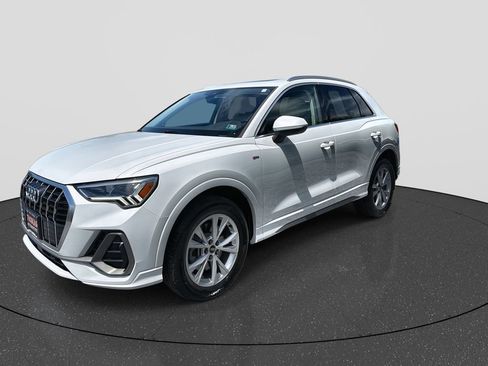 Used 2022 Audi Q3 2.0T Premium Plus AWD/4WD image 10