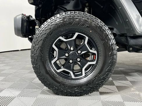 Used 2021 Jeep Gladiator Rubicon w/ Trailer Tow Package image 29