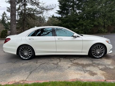 Used 2015 Mercedes-Benz S 550 Sedan image 4