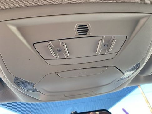 Used 2017 Ford Escape SE w/ SE Cold Weather Package image 26