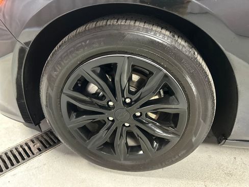 Used 2024 Chevrolet Malibu LT image 9