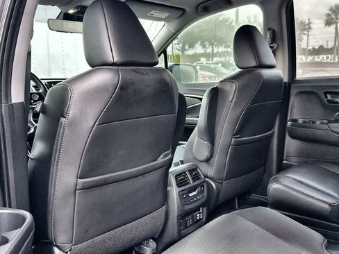 Used 2021 Honda Pilot Elite image 12
