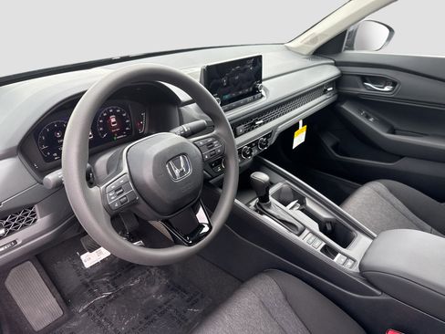 New 2025 Honda Accord SE image 7