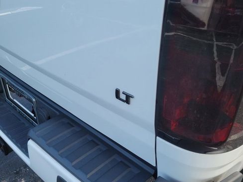 Used 2016 Chevrolet Colorado LT w/ LT Convenience Package image 5