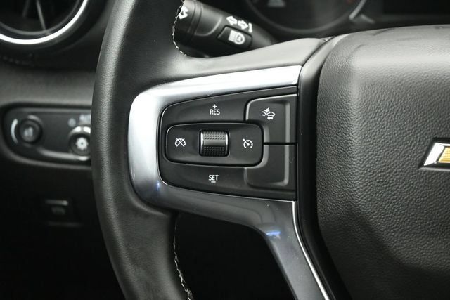 Used 2024 Chevrolet Blazer LT w/ Sound & Technology Package FWD image 16