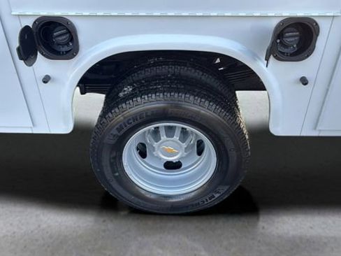 New 2026 Chevrolet Silverado 3500 W/T w/ WT Convenience Package image 17