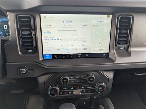 New 2026 Ford Bronco Badlands AWD/4WD image 12