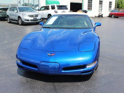 Used 2002 Chevrolet Corvette Convertible w/ Preferred Equipment Group2 RWD image 4