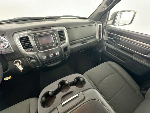 Used 2024 RAM 1500 Warlock RWD image 11