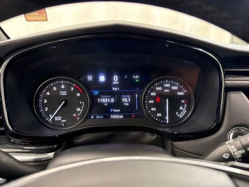Used 2022 Cadillac XT5 Premium Luxury w/ Technology Package AWD/4WD image 25