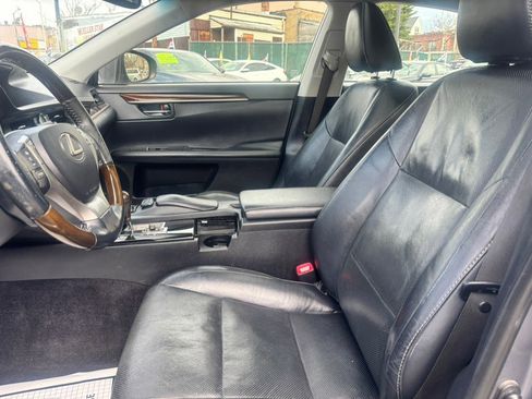 Used 2015 Lexus ES 350 w/ Luxury Package FWD image 14