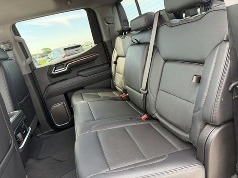 Used 2025 GMC Sierra 1500 Denali w/ Denali Reserve Package AWD/4WD image 35