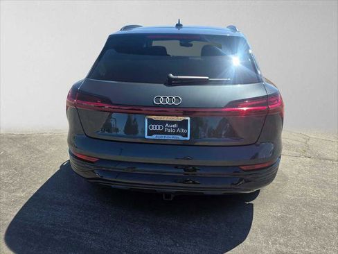 Used 2024 Audi Q8 e-tron Premium Plus w/ Premium Plus Package AWD/4WD image 4