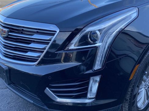 Used 2017 Cadillac XT5 Luxury w/ Driver Awareness Package image 10