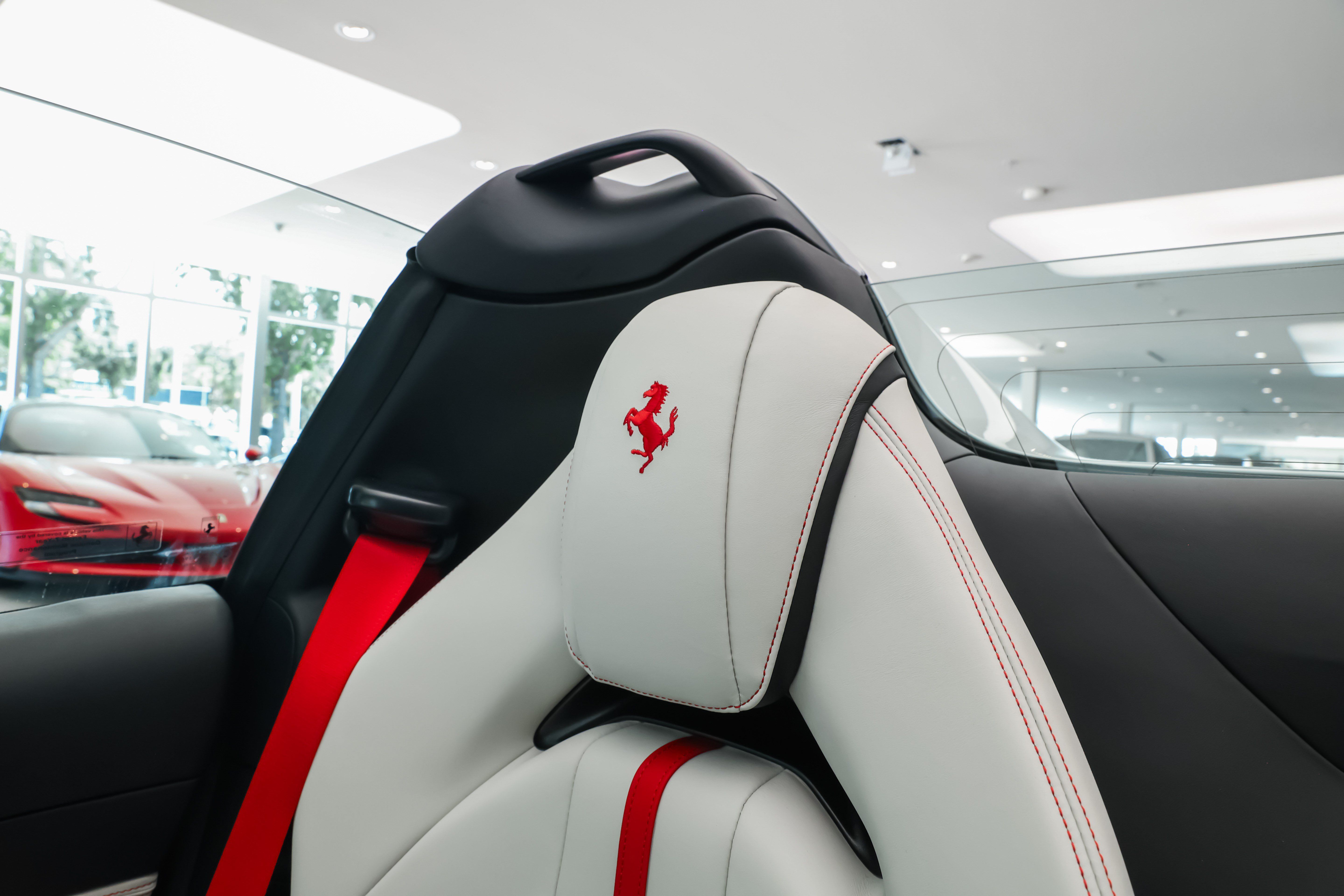 Used 2023 Ferrari 812 GTS RWD image 42