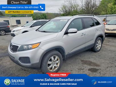 Used 2012 Kia Sorento LX w/ Third Row Pkg